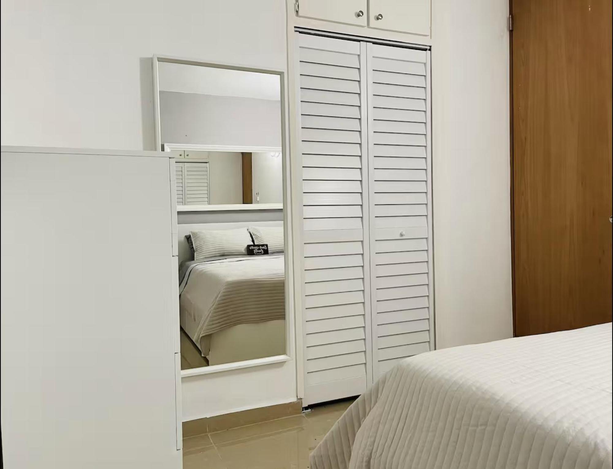 Hollywood Apartments Ябукоа Экстерьер фото